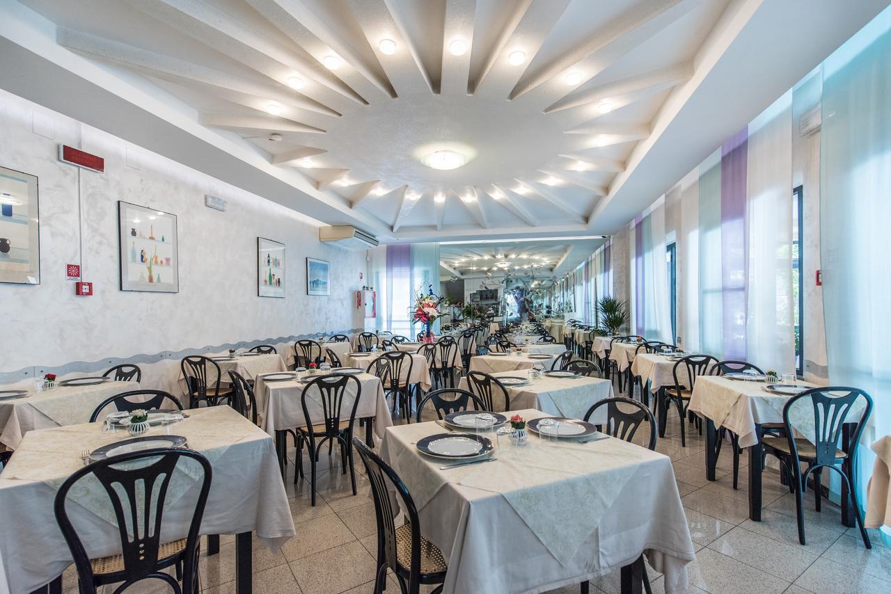 Hotel Nuovo Giardino Rimini Dış mekan fotoğraf