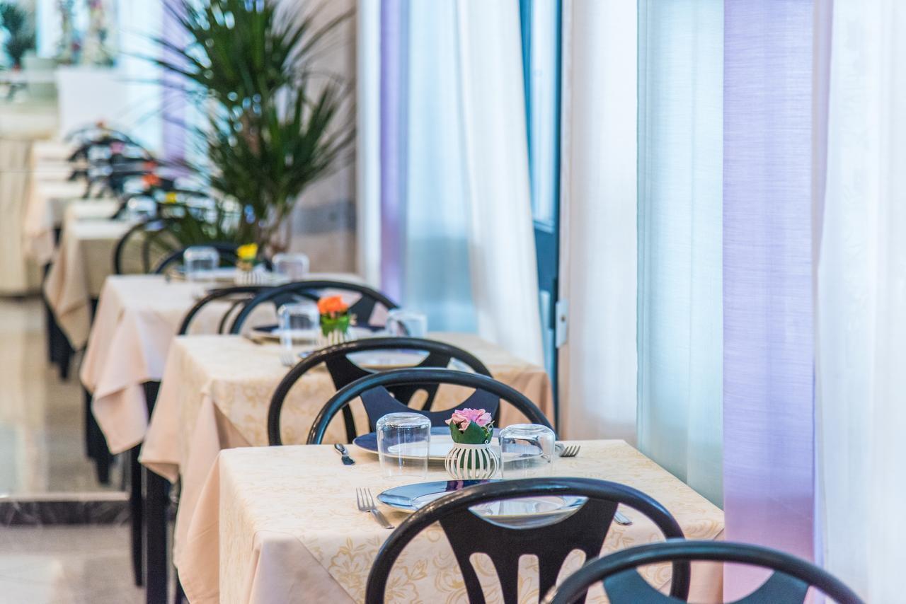 Hotel Nuovo Giardino Rimini Dış mekan fotoğraf